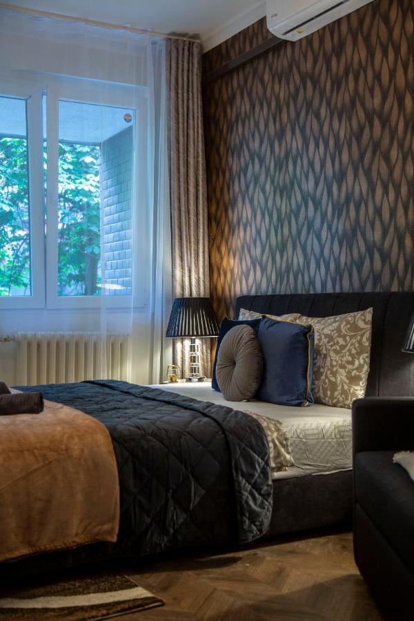 Stylish Quentin Apartment In The King Street Budapest Exterior foto