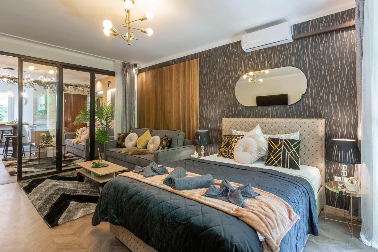Stylish Quentin Apartment In The King Street Budapest Exterior foto